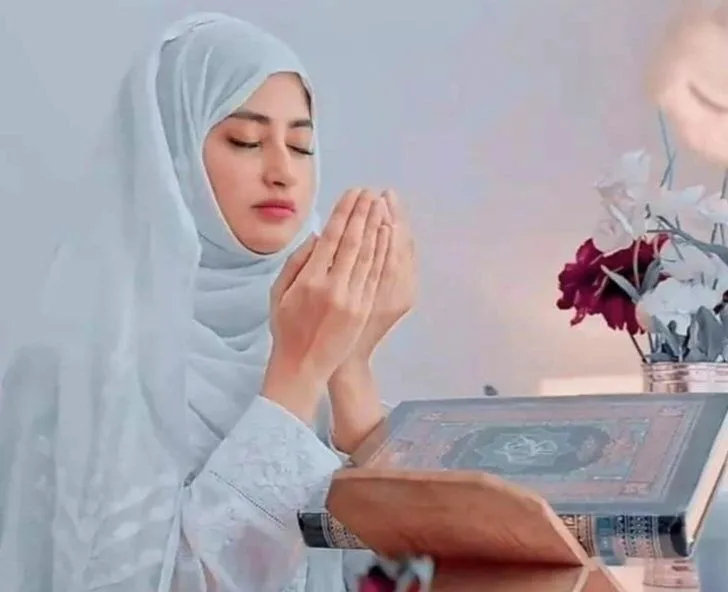 alone muslim girl dp 1 DP New Islamic Dp